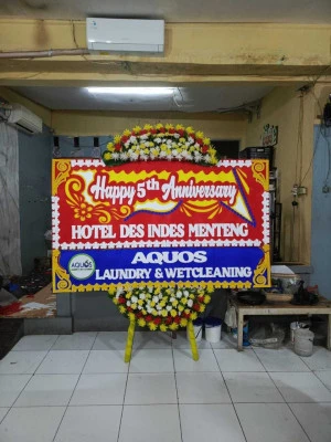 Papan Bunga di Gunung Sahari Selatan